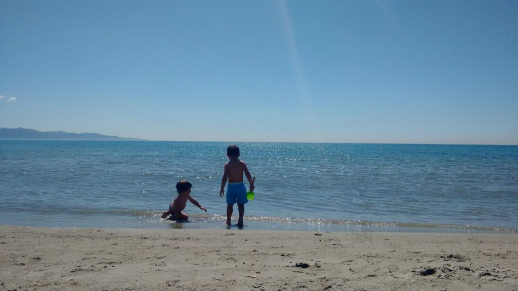 Cagliari bambini Poetto